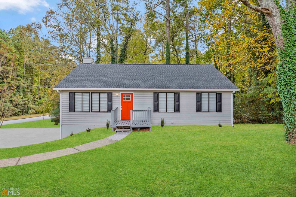 3452 W Elmwood Cir, Snellville, GA 30078 - photo 1