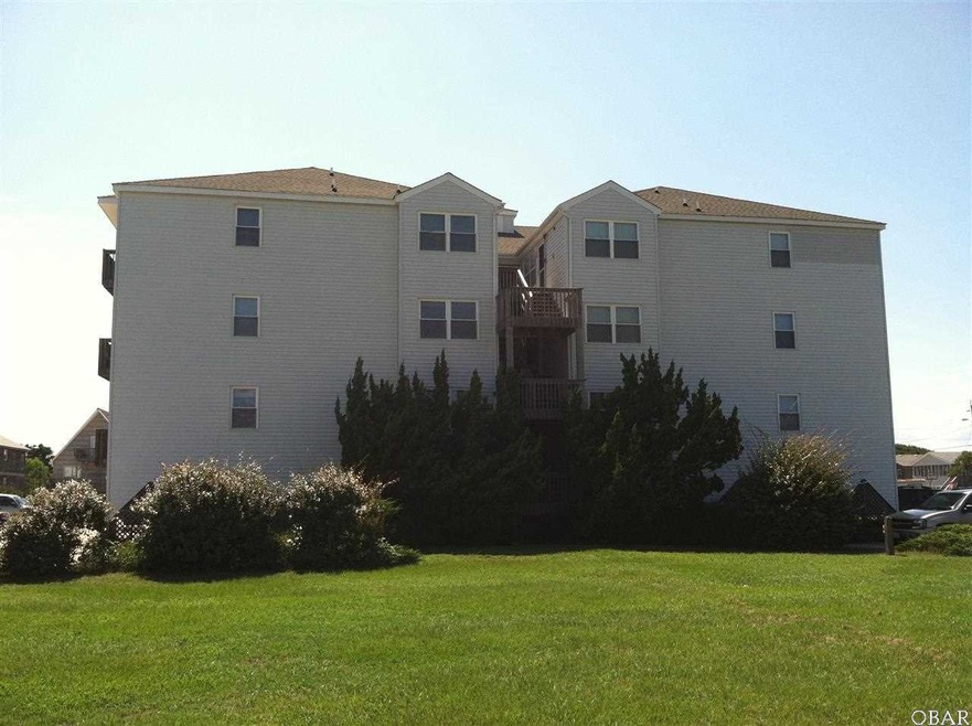 804 S Memorial Blvd unit 1-D, Kill Devil Hills, NC 27948 - photo 1