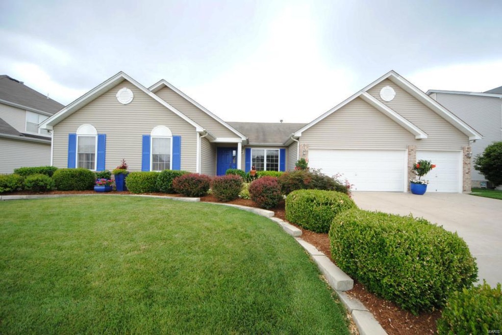 243 Strathmoor Way, Aberdeen Subdivision. Delightf