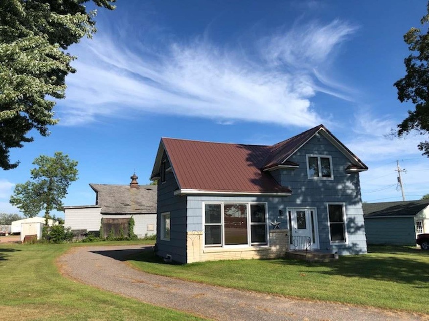1015 S Superior St, Antigo, WI 54409 - photo 1
