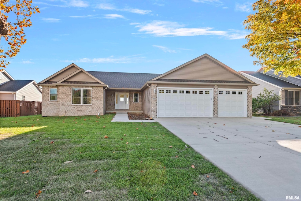 6200 Wind Tree Rd, Springfield, IL 62712 - photo 1