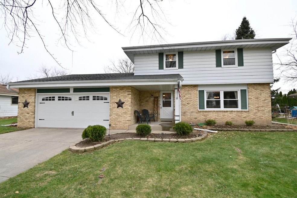 Welcome to Blue Dahlia Rd!