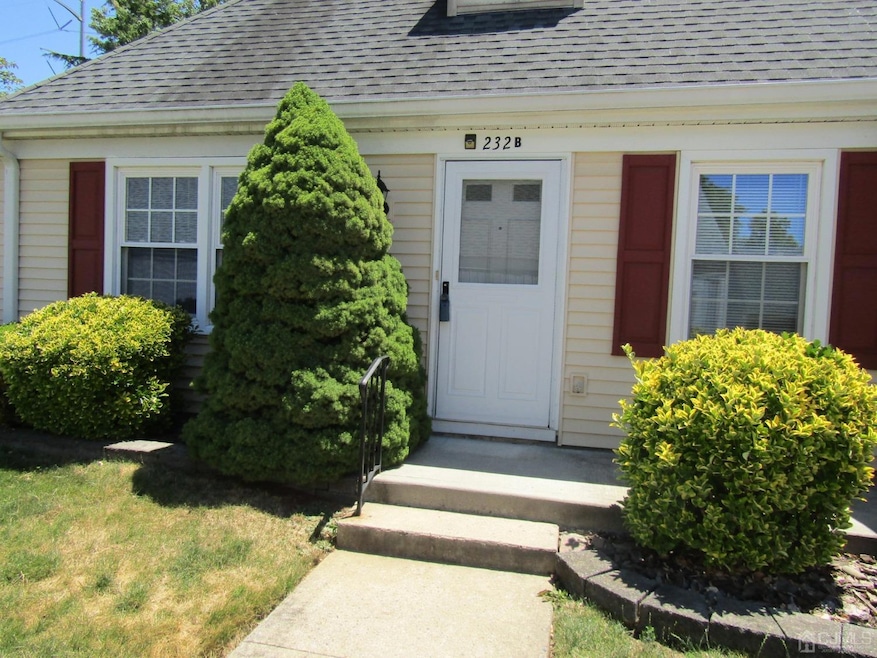 Sold $250,000 • Co-Listing Agent