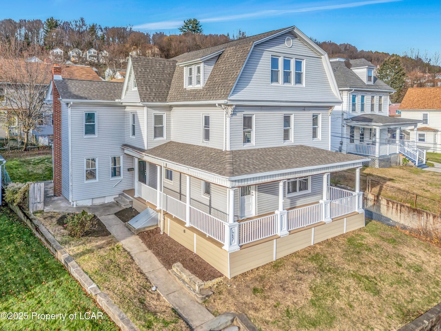 25 W Shawnee Ave, Plymouth, PA 18651 - photo 1