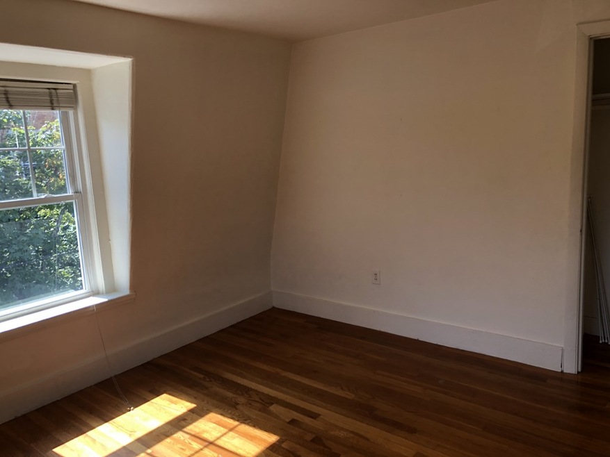 29 Pleasant St unit 2, Cambridge, MA 02139 - photo 1