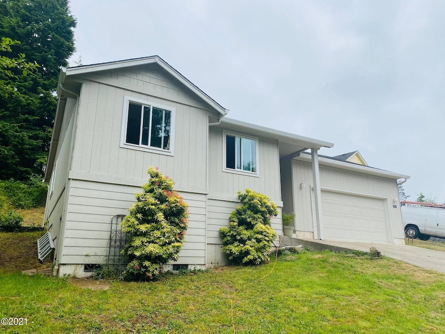 1694 SE Mast Ave, Lincoln City, OR 97367 - photo 1