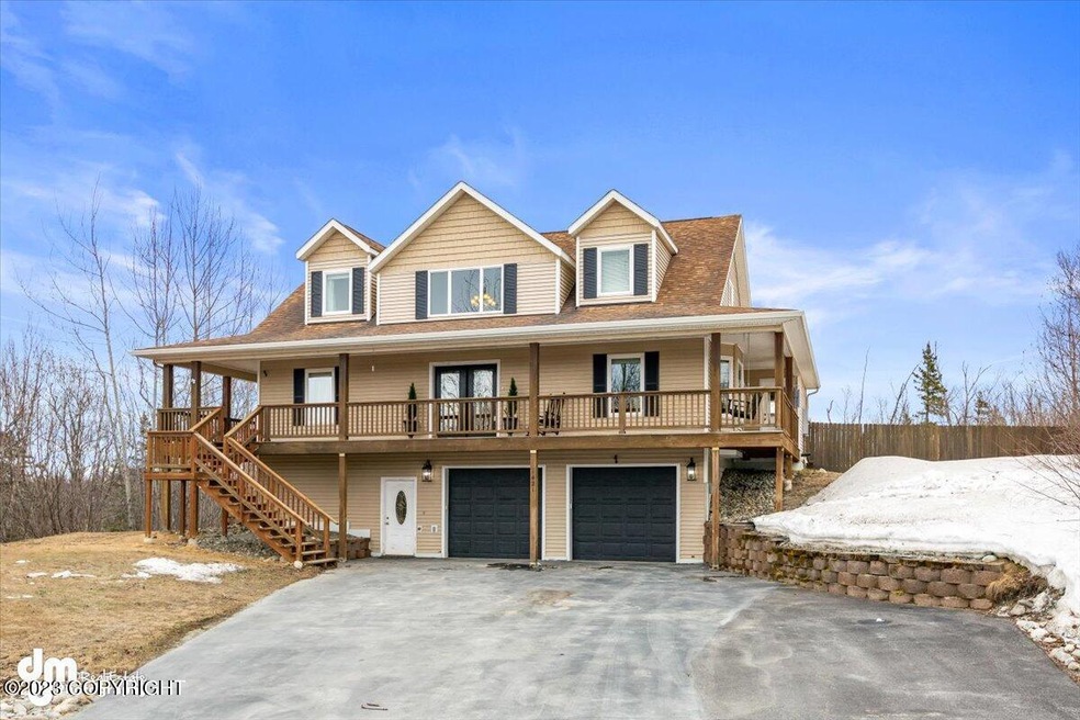 01-Exterior Front_KI_143