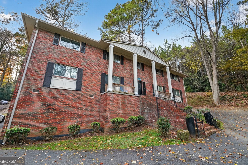 2510 Peachwood Cir NE unit 1, Atlanta, GA 30345 - photo 1