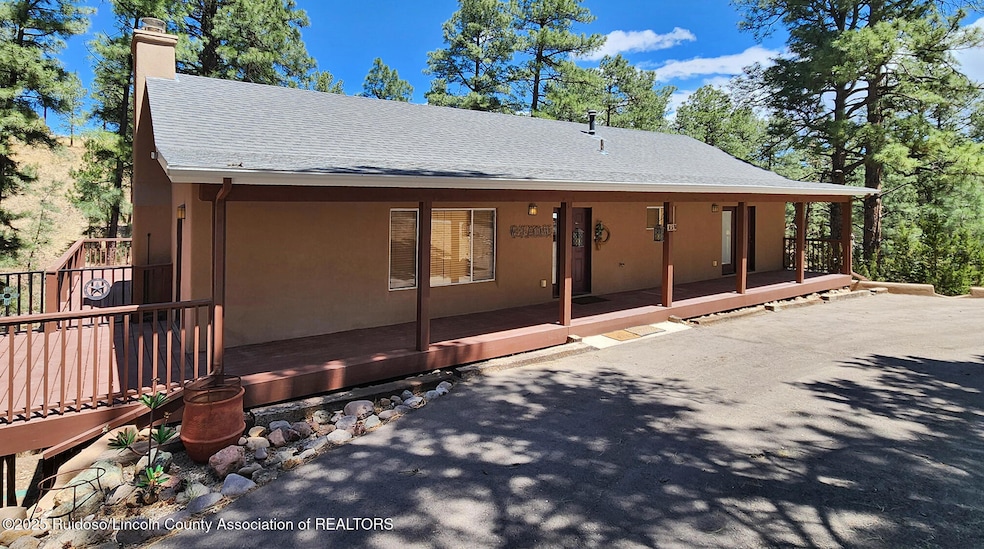 For Sale $595,750 • Co-Listing Agent