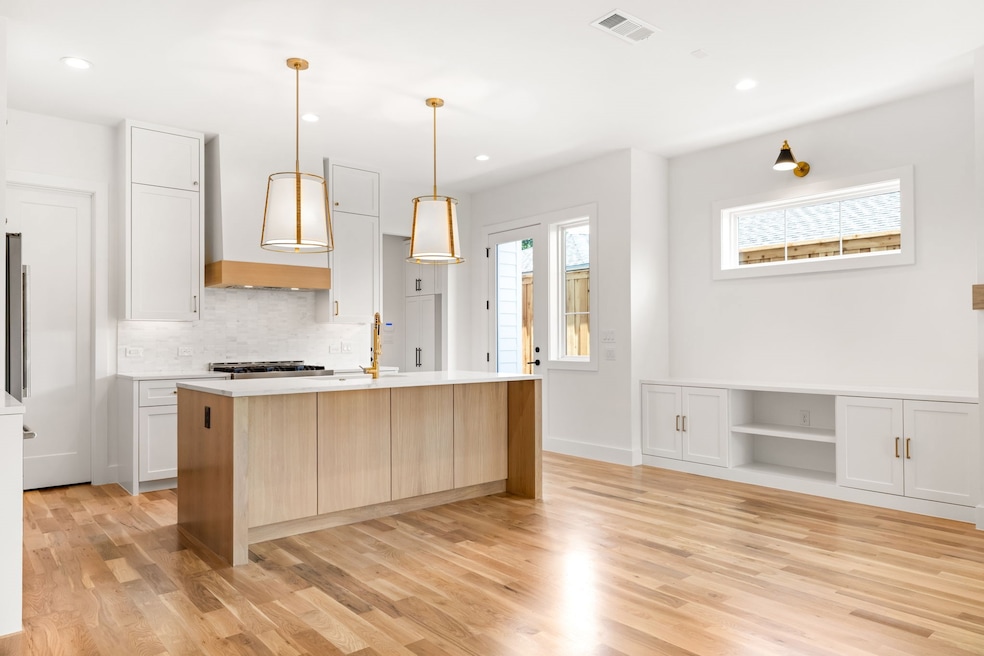 For Rent $5,850/month