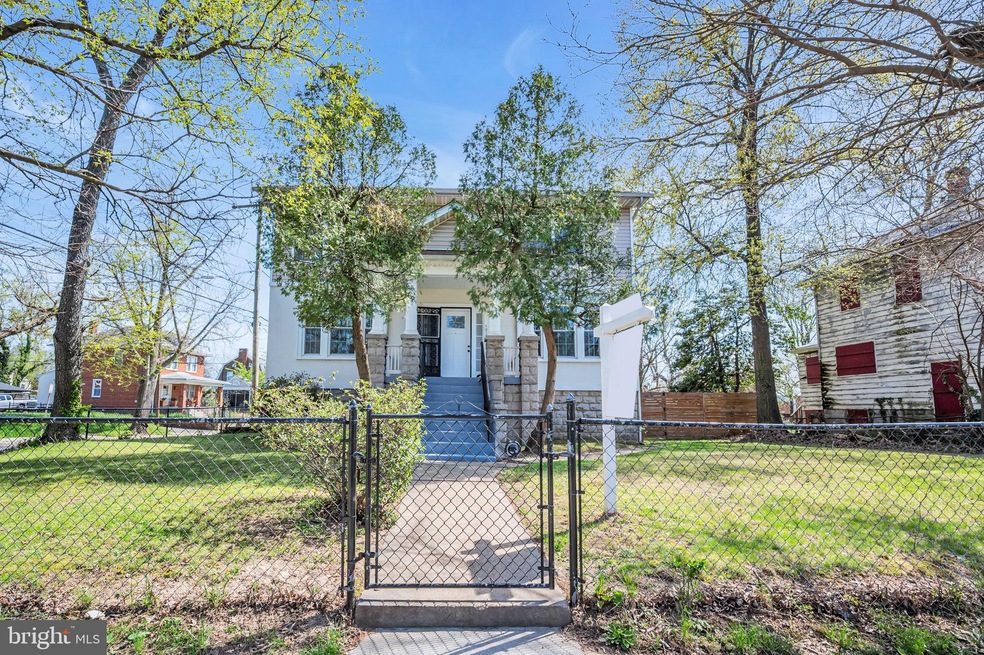1015 Savannah St SE, Washington, DC 20032 - photo 1