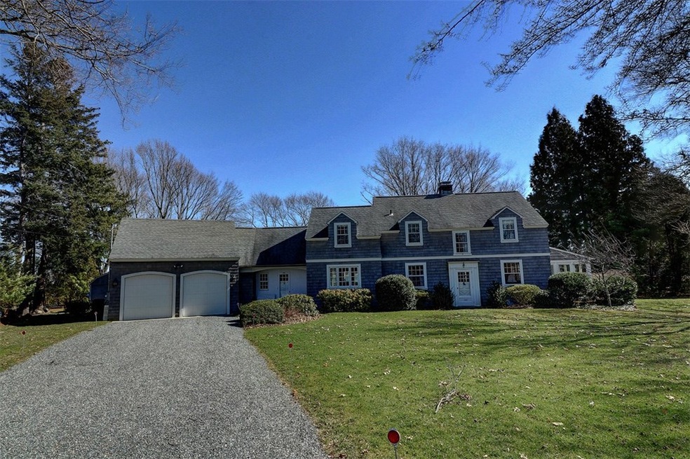 160 Adams Point Rd, Barrington, RI 02806 - photo 1