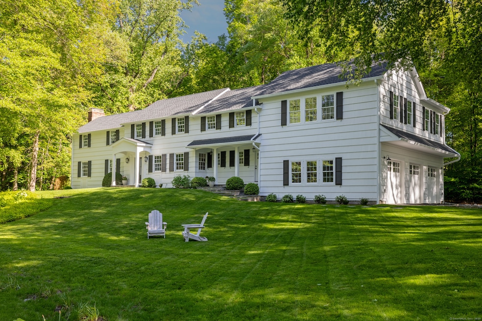 148 W Hills Rd, New Canaan, CT 06840 - photo 1