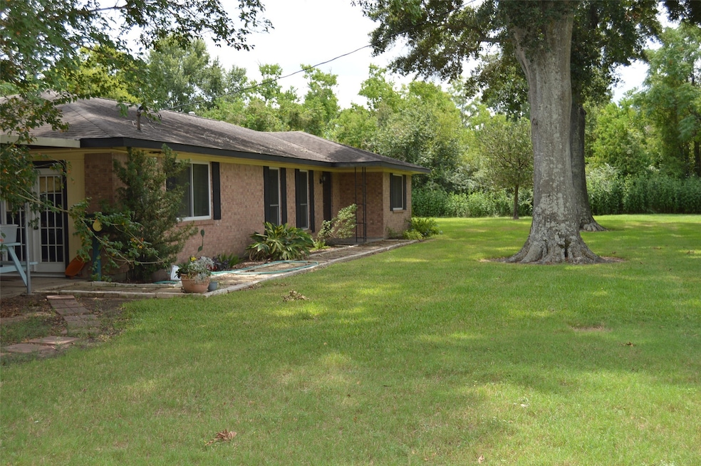 31734 Waller Tomball Rd, Waller, TX 77484 - photo 1