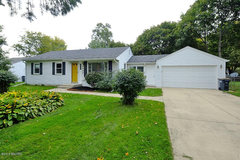 2304 Sugarloaf Ave, Portage, MI 49024 - photo 1