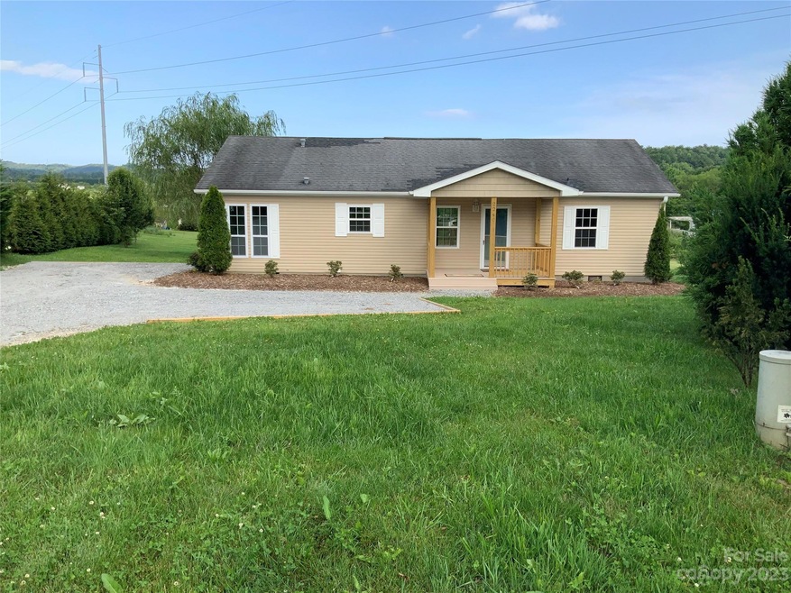 2240 Pace Rd, Hendersonville, NC 28792 - photo 1