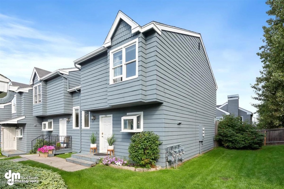 09-Exterior Front_KI_033