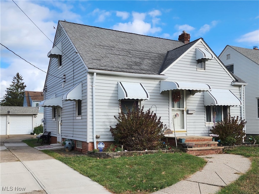 20921 Westport Ave, Euclid, OH 44123 - photo 1