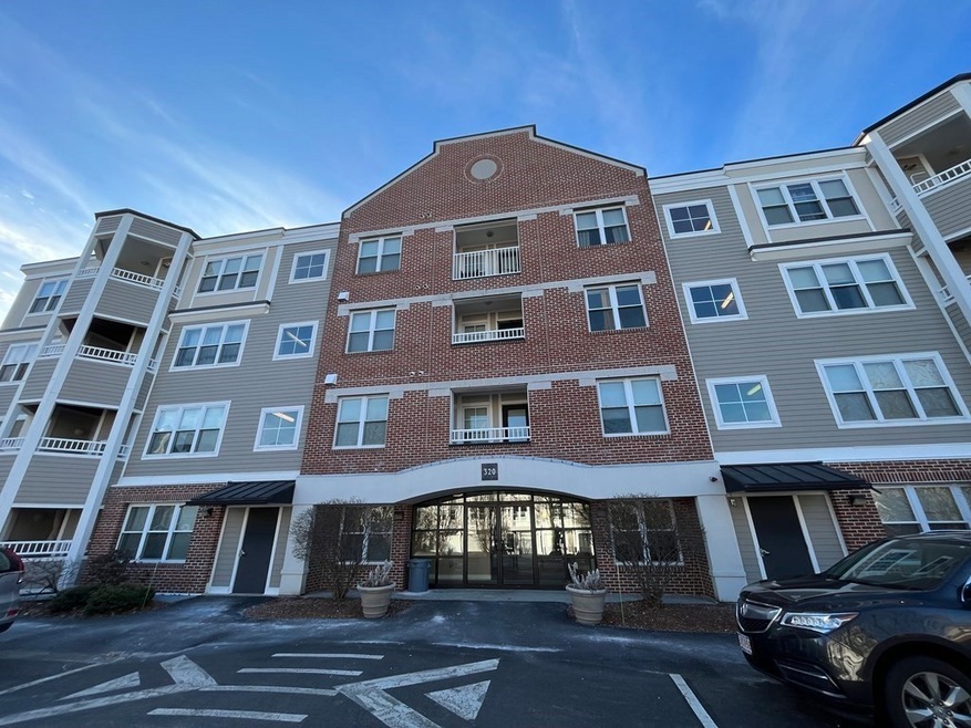 320 Rindge Ave unit 204, Cambridge, MA 02140 - photo 1