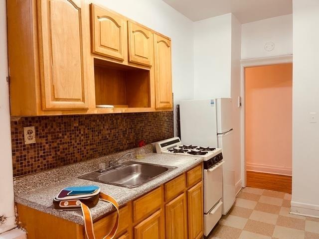 149 Zabriskie St unit 25, Jersey City, NJ 07307 - photo 1
