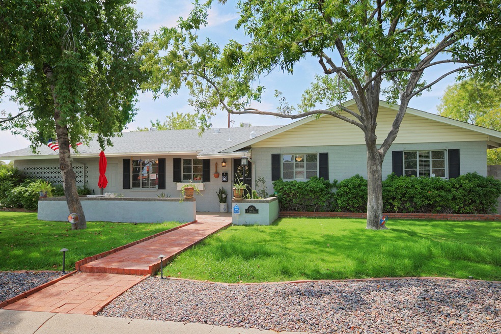 6102 N 10th Ave, Phoenix, AZ 85013 - photo 1