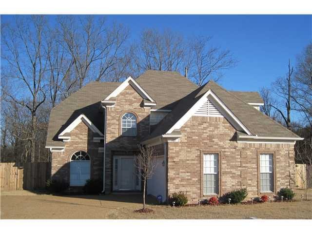 405 Tate Rd in Oakland TN.  3 beds, 2.5 bath, formal dining room and a bonus room.