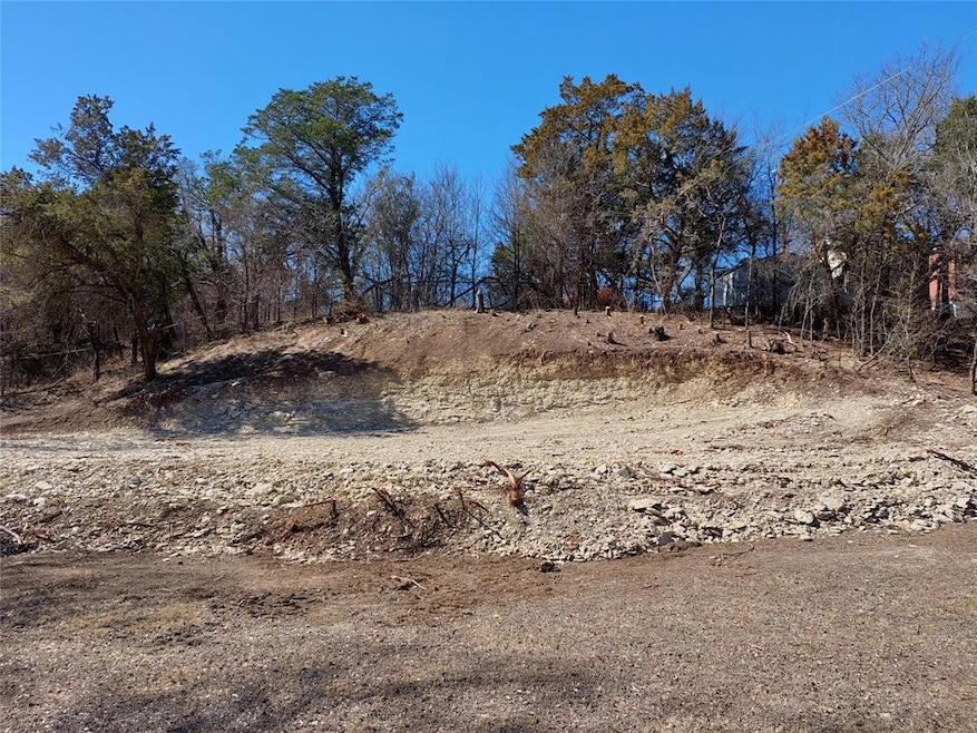 818 E Aquarius Ct, Granbury, TX 76049 - photo 1