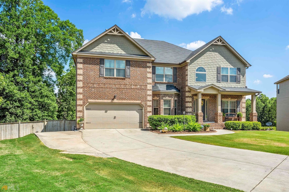 1162 Overlook Lake Dr, Dacula, GA 30019 - photo 1