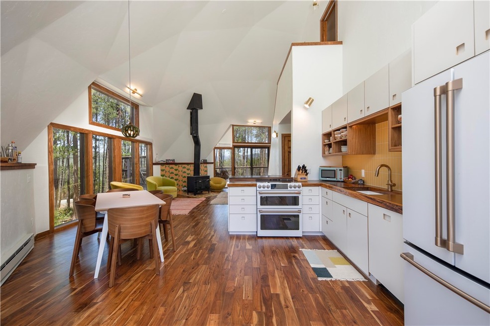 Sold $1,300,000 • Co-Listing Agent