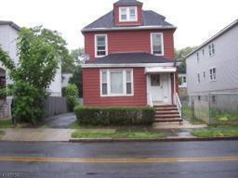 304 Tremont Ave, East Orange, NJ 07018 - photo 1