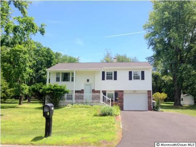 1272 Maxim Southard Rd, Howell, NJ 07731 - photo 1
