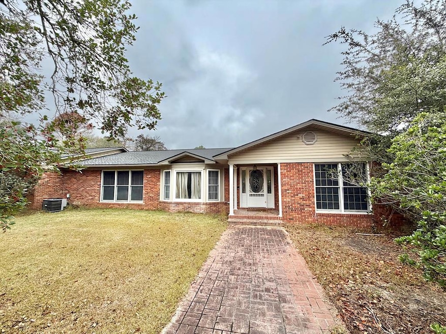 479 Altamaha Rd, Hazlehurst, GA 31539 - photo 1