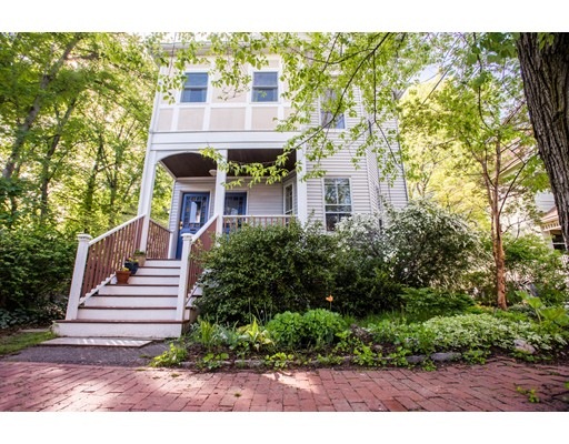 61 Creighton St unit 1, Cambridge, MA 02140 - photo 1