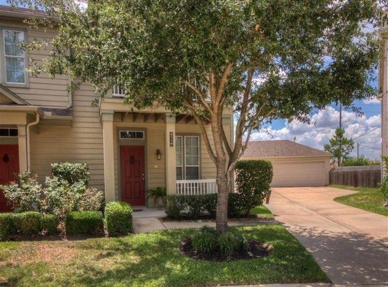 9739 Coyote Creek Dr, Houston, TX 77095 - photo 1