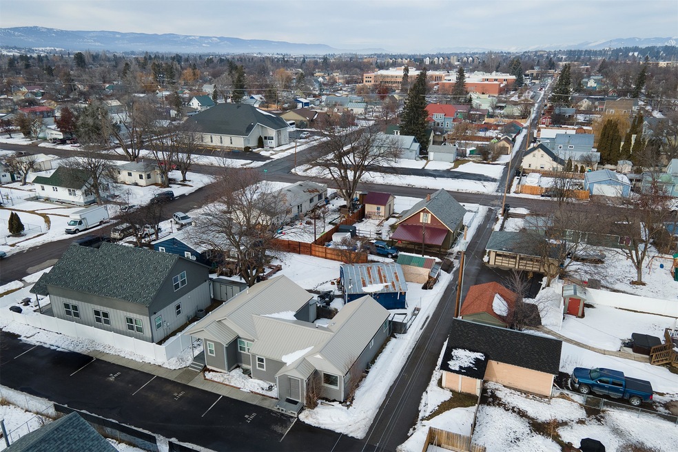 1031 4th Ave W unit A and B, Kalispell, MT 59901 - photo 1