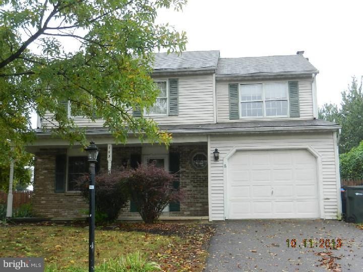 143 Gentry Dr, Perkasie, PA 18944 - photo 1