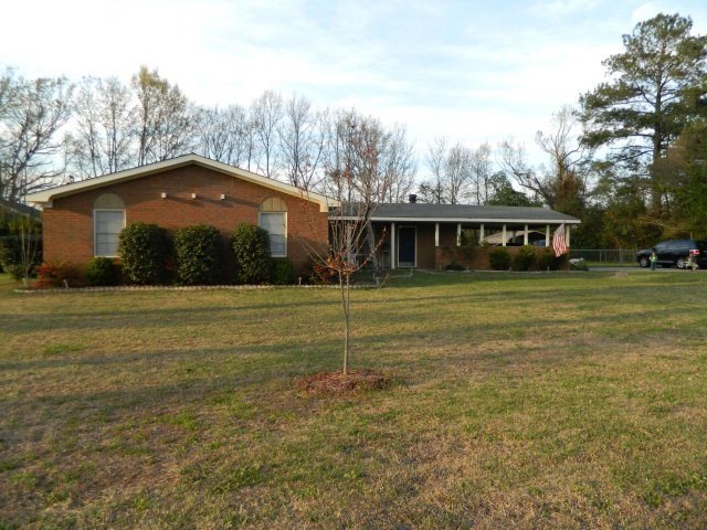 4327 Chick A Dee Ln, Macon, GA 31216 - photo 1