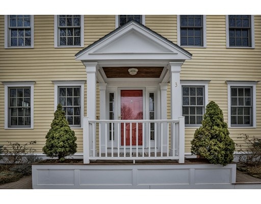 3 Lunt St, Newburyport, MA 01950 - photo 1