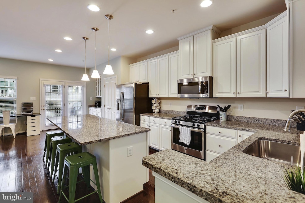 2532 Rolling Forest Dr, Hanover, MD 21076 - photo 1