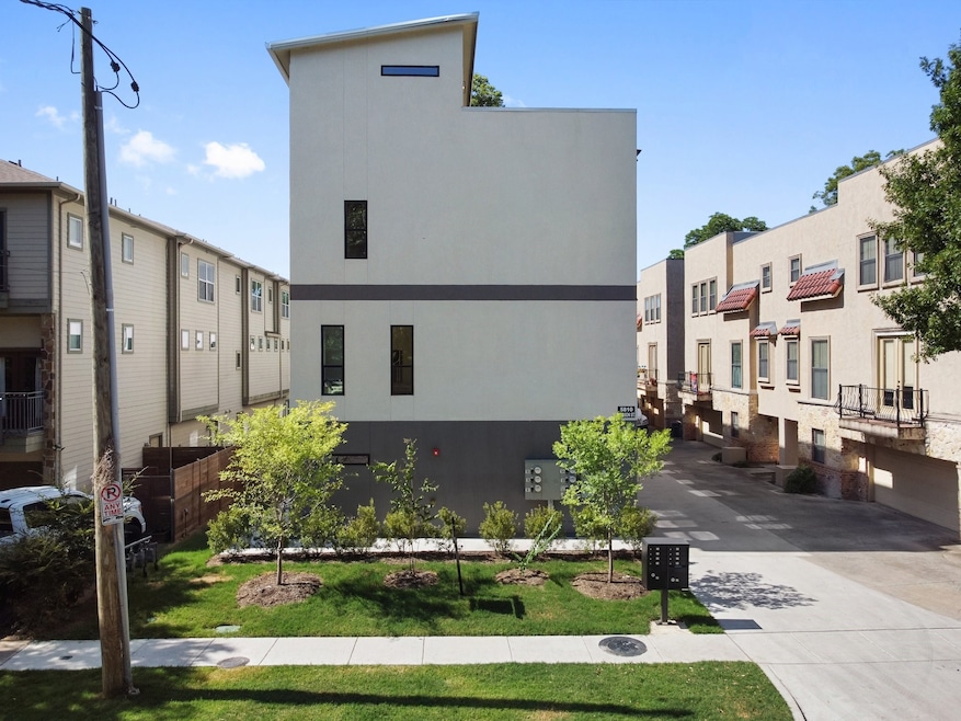 For Rent $3,600/month • Co-Listing Agent