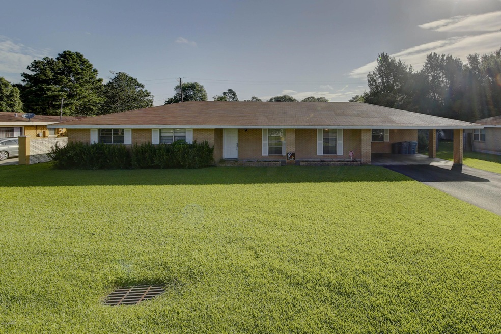 Meadow Ln-1