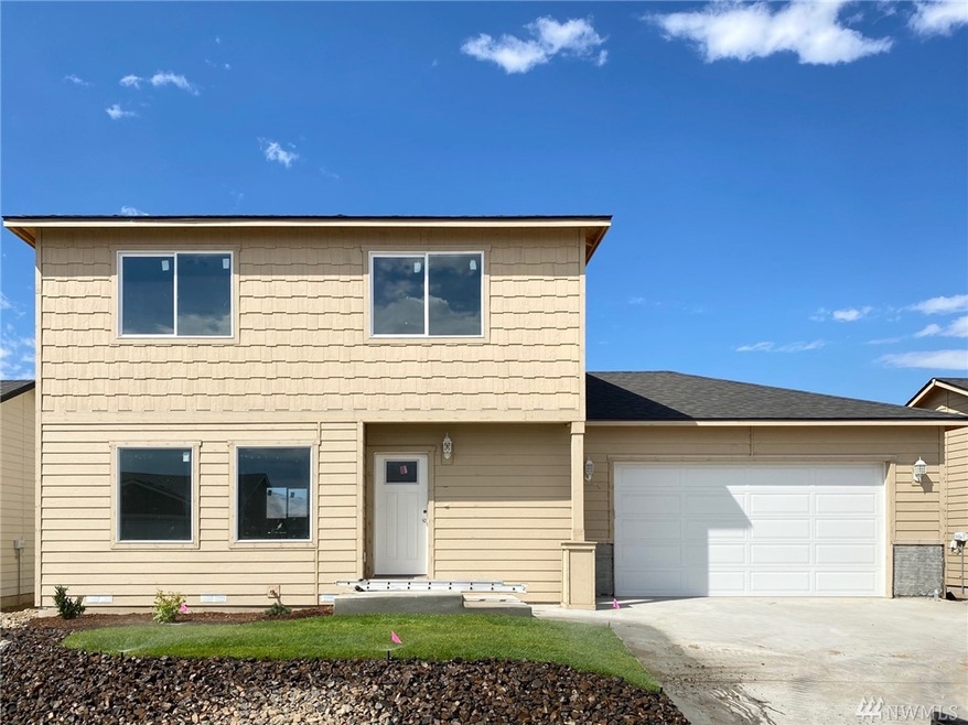 2239 S Mystical Loop, East Wenatchee, WA 98802 - photo 1