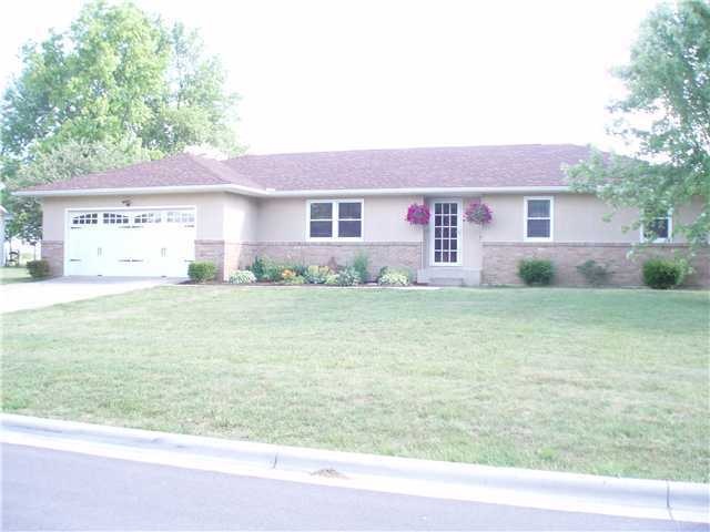 2815 Cornstalk Ave, Ashville, OH 43103 - photo 1