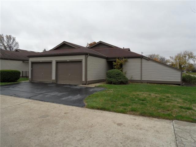 861 Westbury Ln S unit D, Columbus, OH 43228 - photo 1