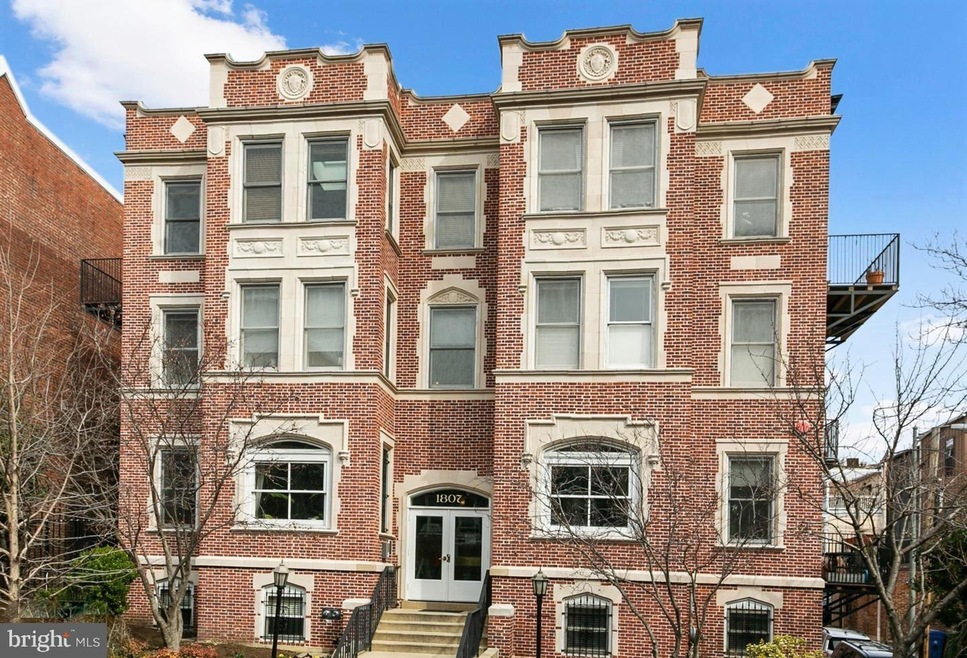 1807 California St NW unit T2, Washington, DC 20009 - photo 1