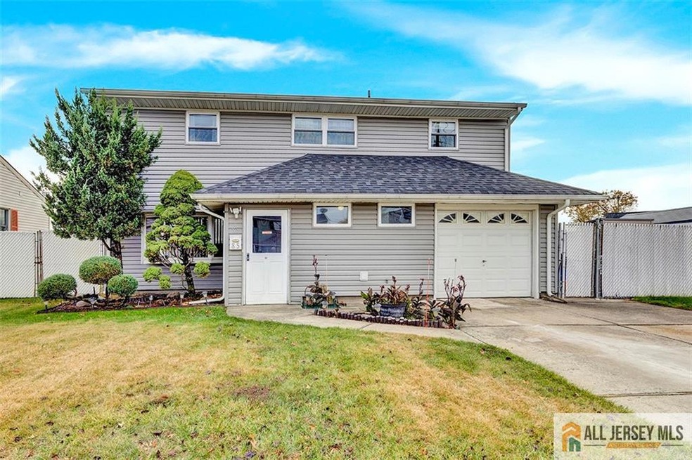 85 Whitman St, Carteret, NJ 07008 - photo 1