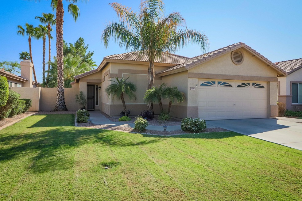 3951 E Redfield Ct, Gilbert, AZ 85234 - photo 1