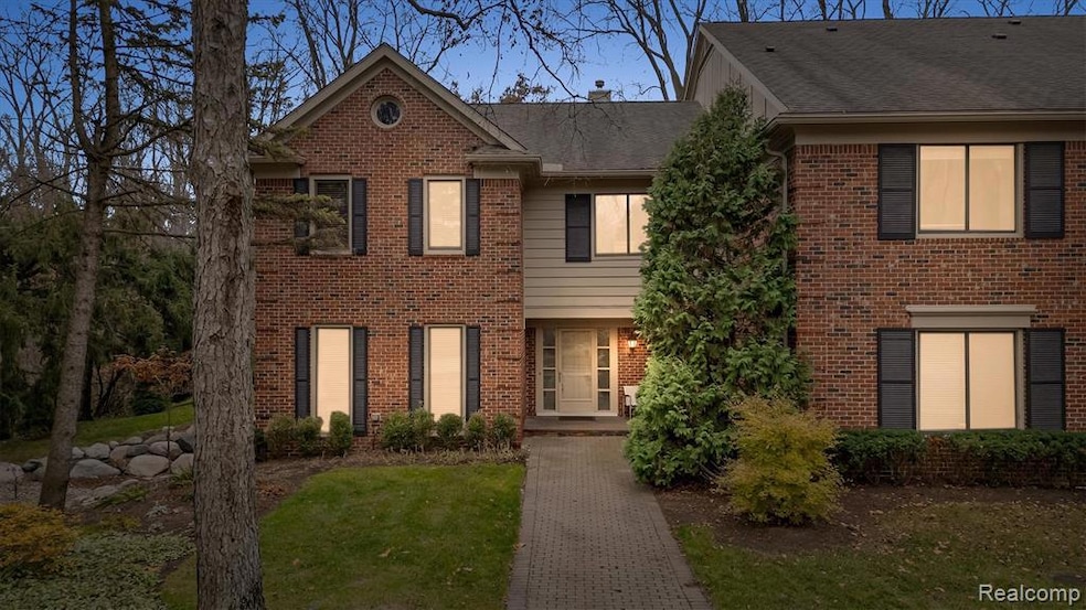 Under Contract $695,000 • Co-Listing Agent