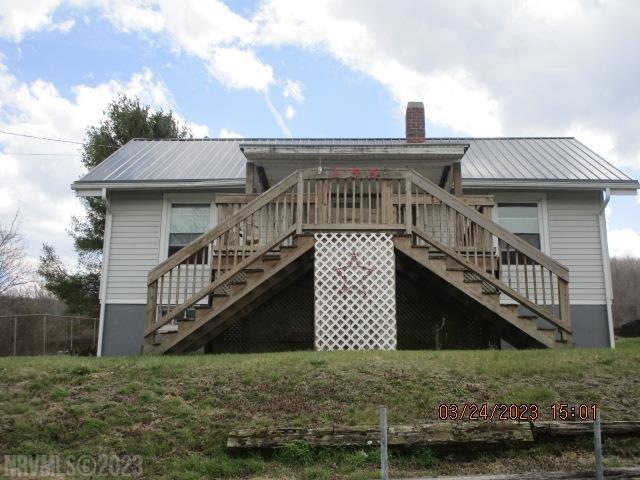 155 Oak Ln, Pulaski, VA 24301 - photo 1