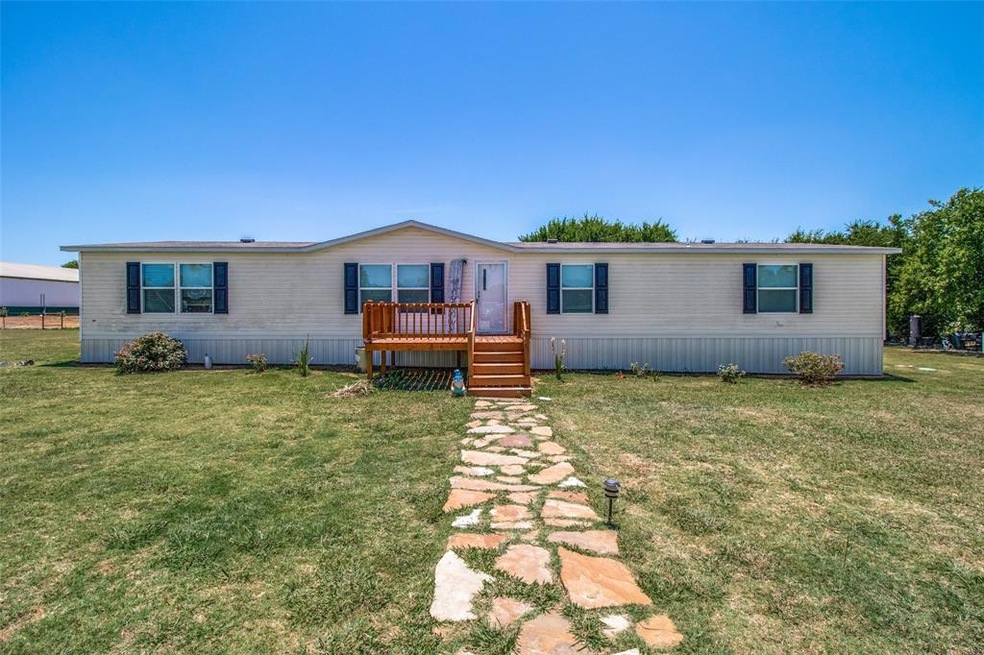 2938 Plainview Rd, Sherman, TX 75092 - photo 1